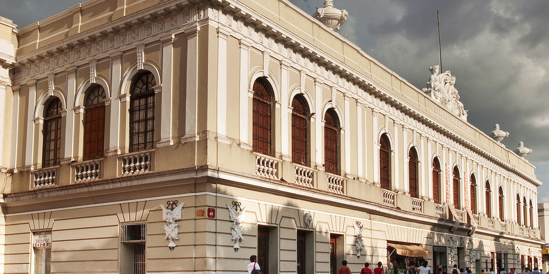 MACAY Mérida